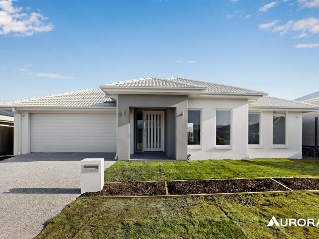 house at 6 Heathcote Circuit, Redland Bay, Australia