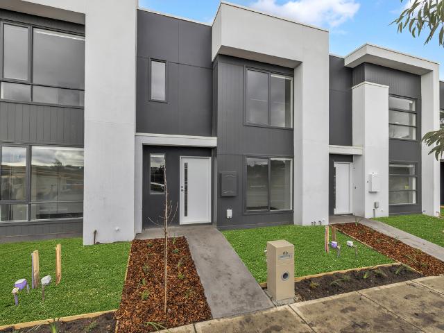 house at 6b Nelson Street, Cranbourne East VIC 3977, Australia