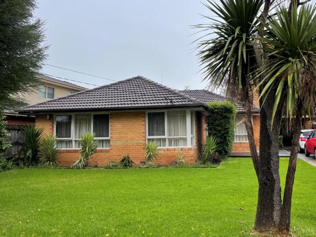 house at 73 David Avenue, Keilor East VIC 3033, Australia