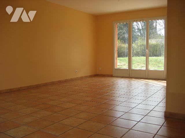 House at 71 Sennecey le Grand, SENNECEY LE GRAND, 71240, France