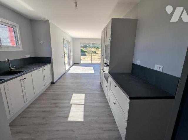 House at 72 Saint Maixent, ST MAIXENT, 72320, France