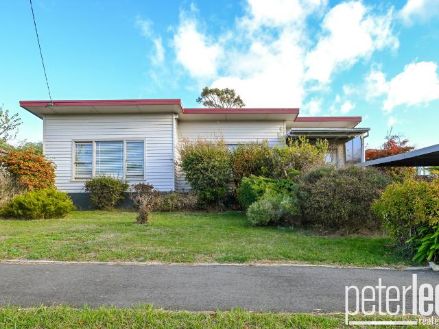 house at 72 Stanley Street, Summerhill TAS 7250