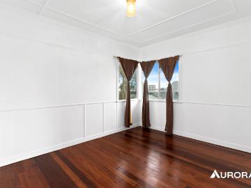 house at 77 Molloy Road, Cannon Hill, Australia