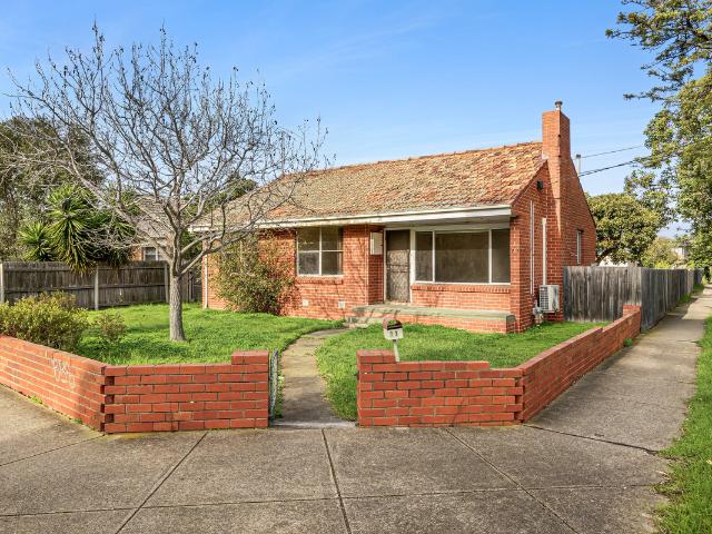 house at 77 Purnell Road, Corio VIC 3214, Australia
