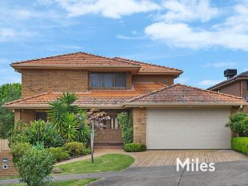 house at 74 Casey Crescent, Viewbank