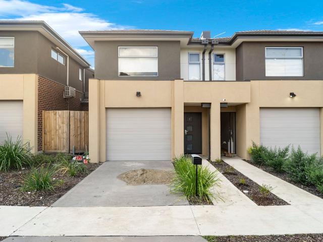 house at 7/515 Bridge Inn Road, Mernda