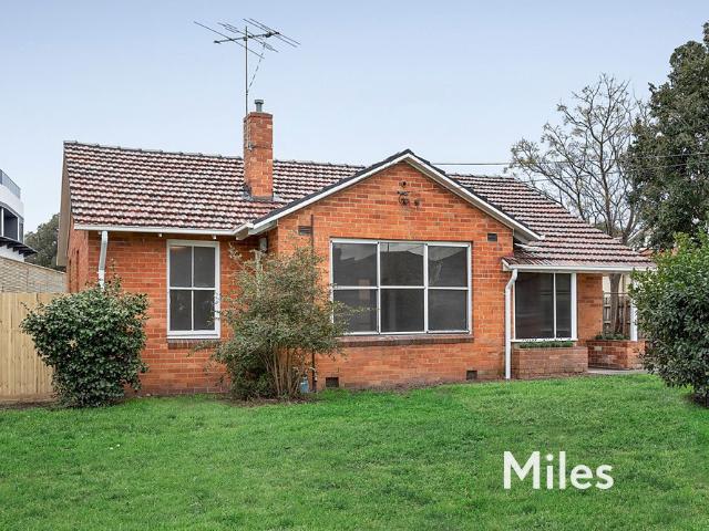 house at 7 Eden Street, Heidelberg Heights
