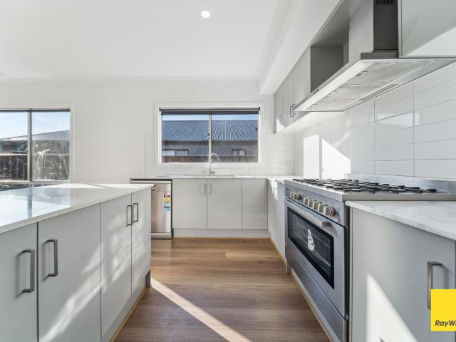 house at 7 Hester Street, Huntly, VIC 3551