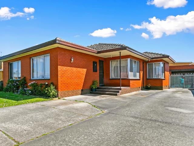 house at 7 Kurt Street, Morwell VIC 3840, Australia