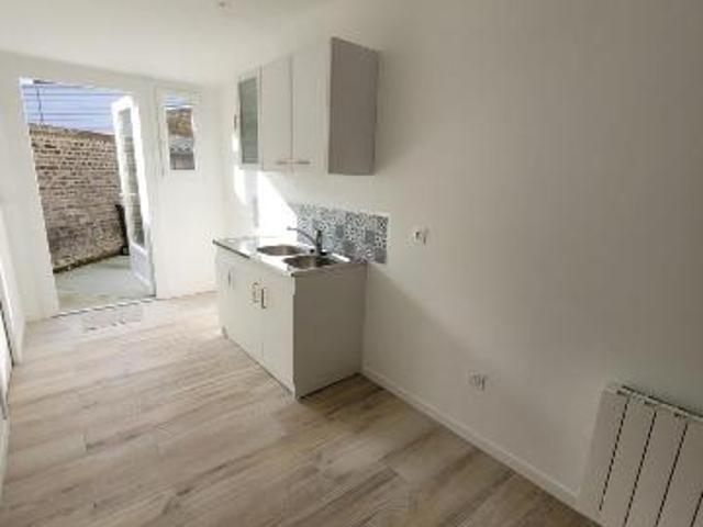 House at 80 Amiens, AMIENS, 80000, France