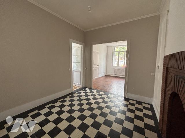 House at 80 Amiens, AMIENS, 80000, France