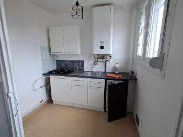 House at 80 Amiens, AMIENS, 80000, France
