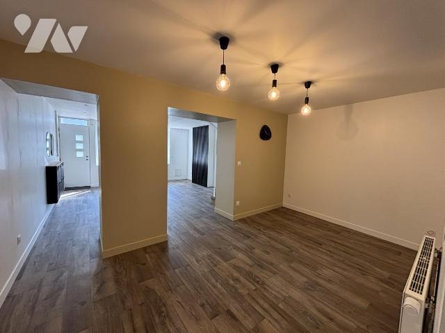 House at 80 Amiens, AMIENS, 80000, France