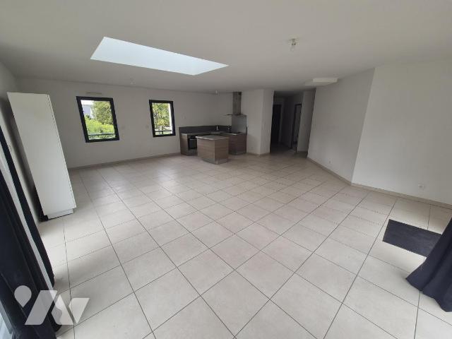 House at 80 Saint Fuscien, ST FUSCIEN, 80680, France