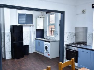 house at 85 Headingley Avenue, Headingley, Leeds LS6 3ER, United Kingdom