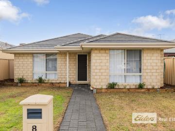 house at 8 Chapel Street, Baldivis WA 6171, Australia