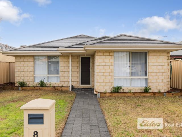 house at 8 Chapel Street, Baldivis WA 6171, Australia