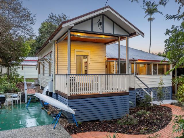 house at 9 Railway Parade Pomona, QLD 4568