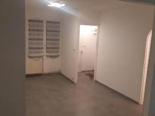 House at 02 Saint Quentin, ST QUENTIN, 02100, France