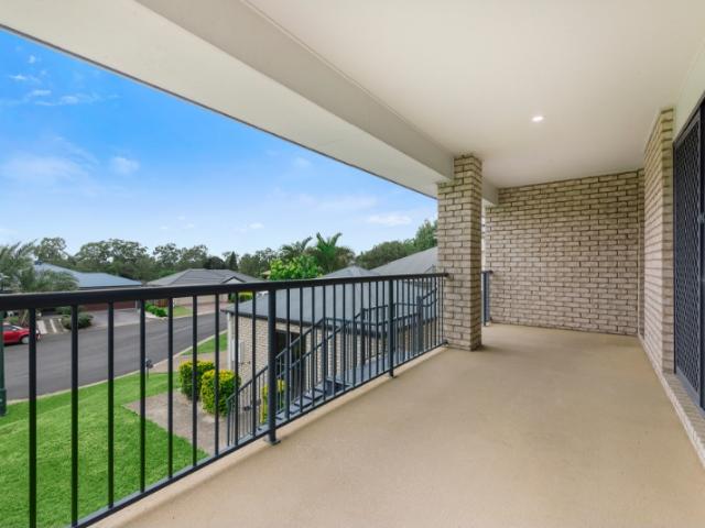 house at 13 Gordon Dr, Upper Coomera