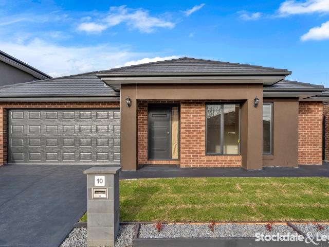 house at 10 Gauja Street, Craigieburn VIC, Australia