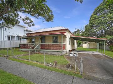 house at 1/23 Thomas Street, Wallsend NSW 2287
