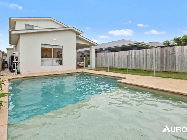 house at 12 Rosemary Street, Thornlands, Australia