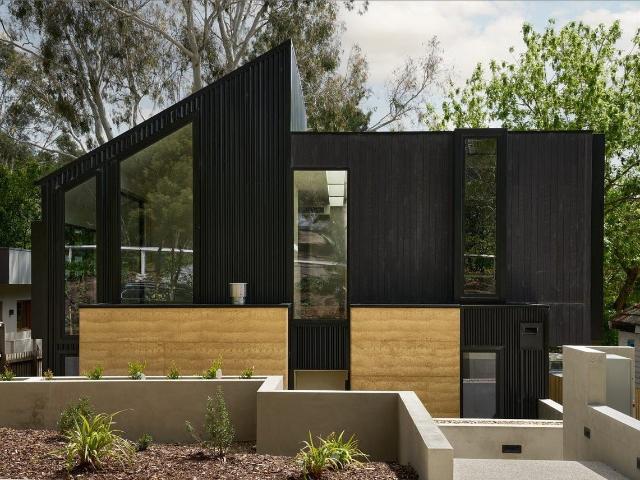 house at 1/34 Devon Street, Eaglemont
