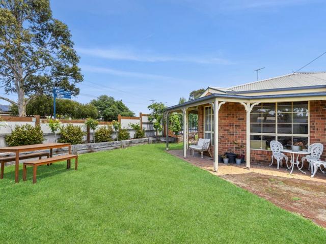 house at 138 Pioneer Road, GROVEDALE VIC 3216, Australia