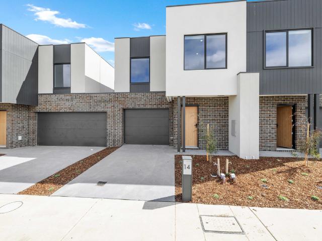 house at 14 Tupy Way, Officer VIC 3809, Australia