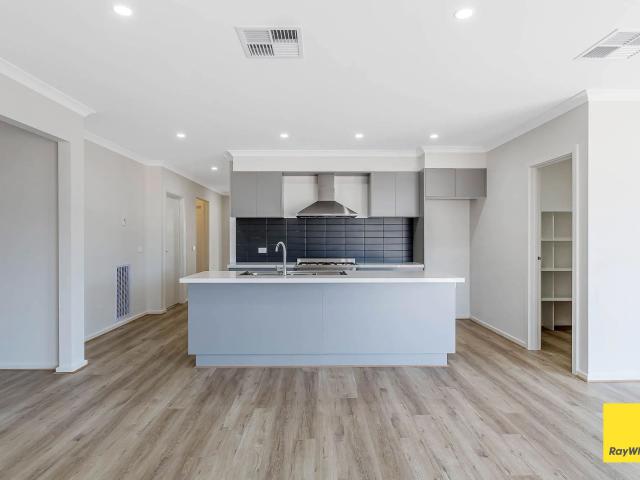 house at 14 Pederson Drive, Huntly, VIC 3551