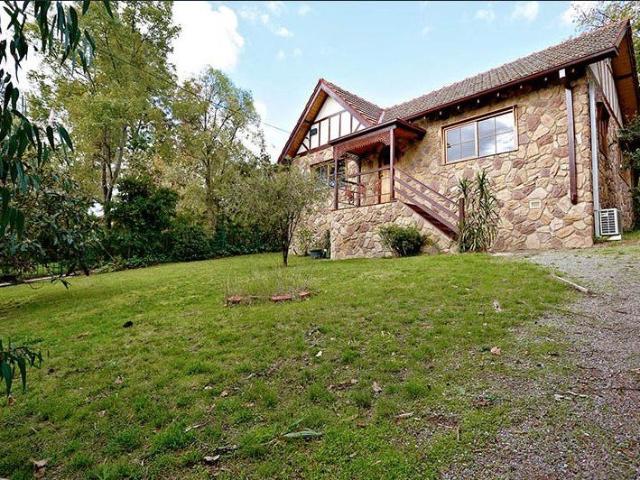 house at 1/56 Glenard Drive, Eaglemont