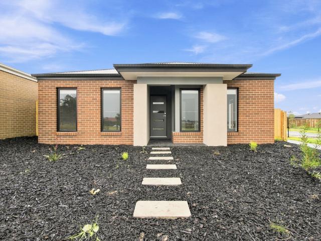 house at 15 Galloway Street, Moe VIC 3825, Australia