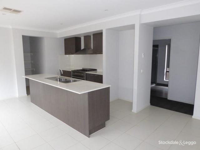 house at 19 Grove Street, MERNDA VIC 3754, Australia