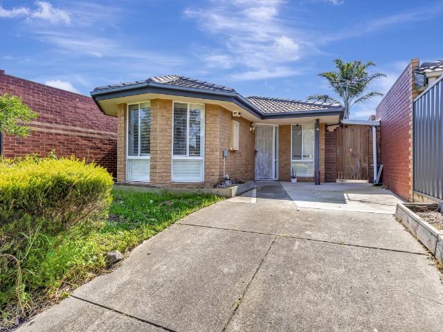 house at 19 Rostron Way, Roxburgh Park VIC 3064, Australia