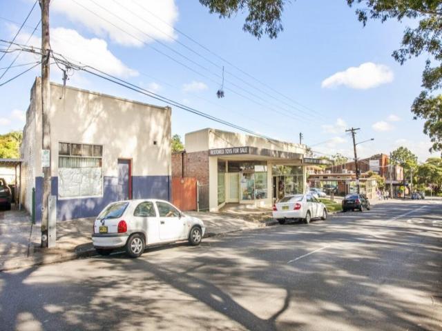 house at 23 Jannali Ave, Jannali, NSW 2226, Australia