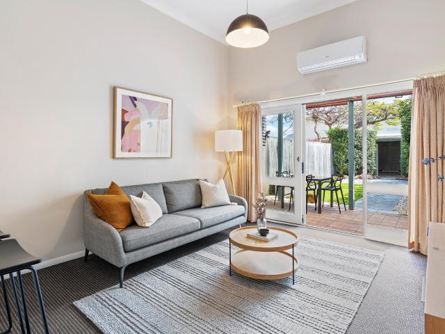 house at 206 Lawson St, Hamilton South NSW 2303