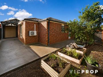 House at 20 Leighton Green, DERRIMUT, Australia