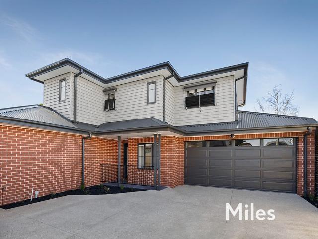 house at 2/116 Grange Road, Alphington