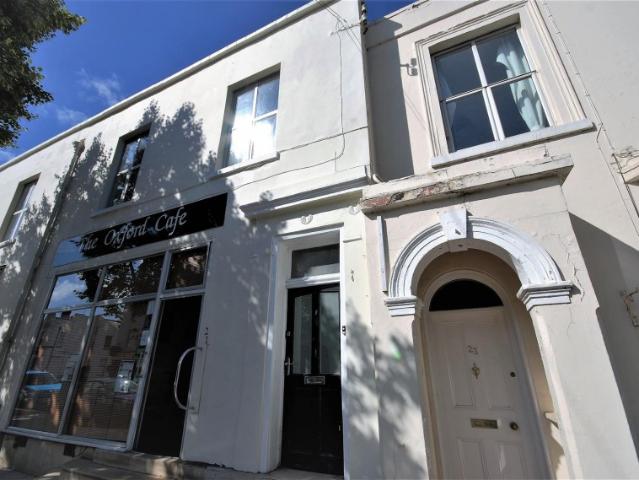 house at 21, Clarendon Avenue, Leamington Spa
