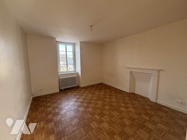 House at 22 Châtelaudren Plouagat, CHATELAUDREN, 22170, France