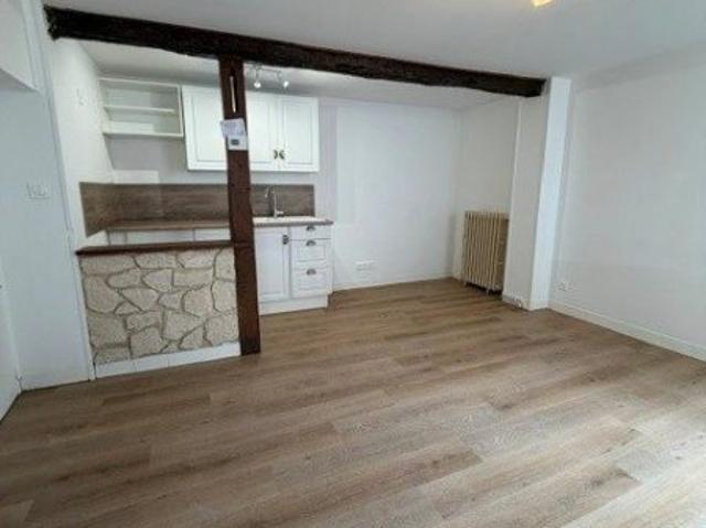 House at 27 Vernon, VERNON, 27200, France