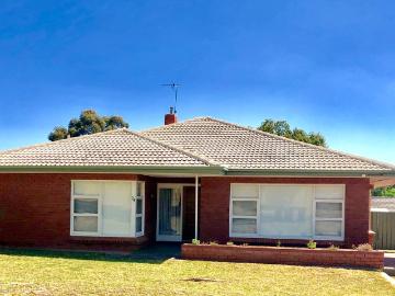 house at 24 Maryvale Rd, Athelstone, SA 5076, Australia