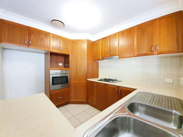 house at 25 Kirkton Place, Beaumont Hills, NSW 2155