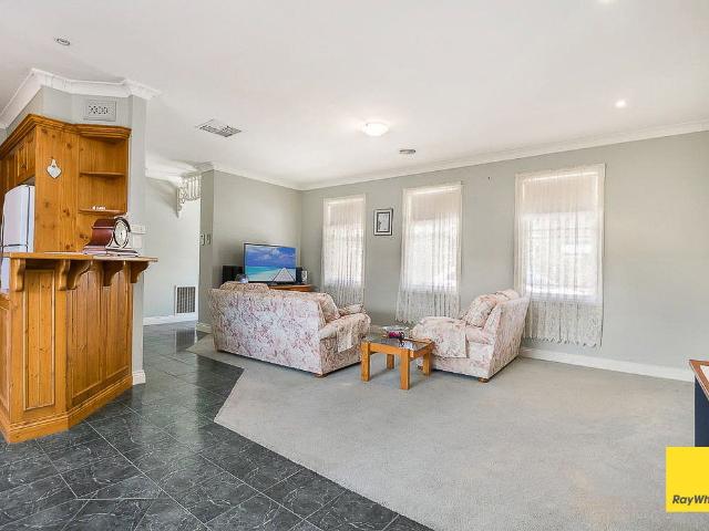 house at 2/78 Somerville Street, Flora Hill, VIC 3550