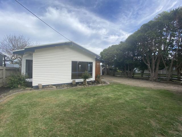 house at 29 Bergin Grove, San Remo VIC 3925, Australia