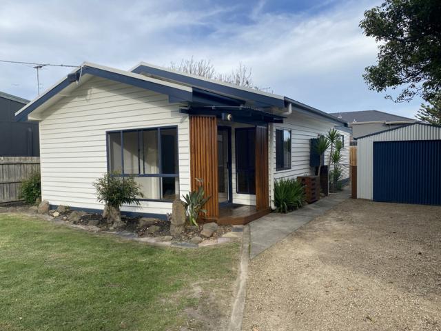house at 29 Bergin Grove, San Remo VIC 3925, Australia