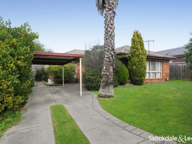 house at 29 Pines Way, Craigieburn VIC, Australia