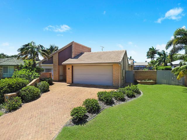 house at 2 Avocet Court, Wurtulla QLD 4575, Australia