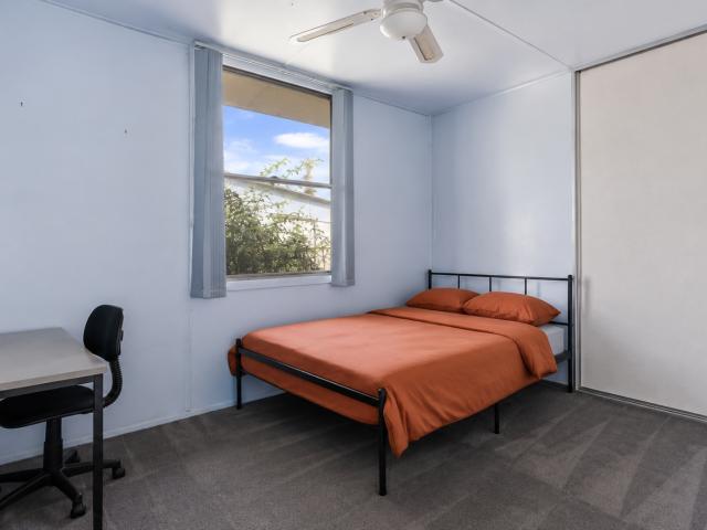 house at 2 Vickers Court, Kennington, VIC 3550